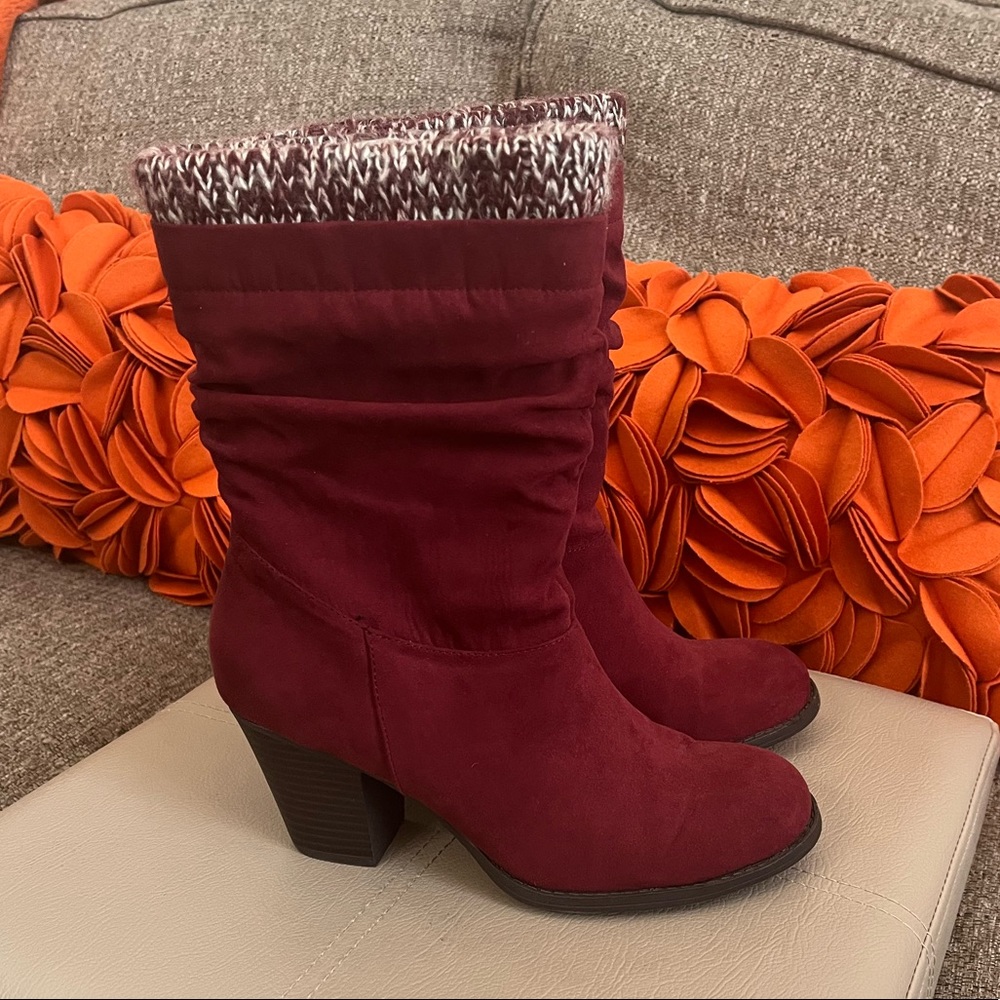 ❣️Shoe Dazzle Maroon Slouchy Heeled Boots❣️